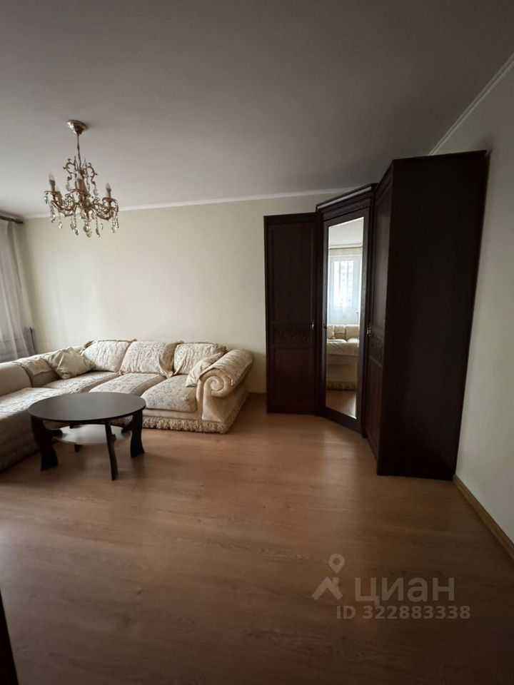 2-комнатная квартира, 56 м² — фотография 2