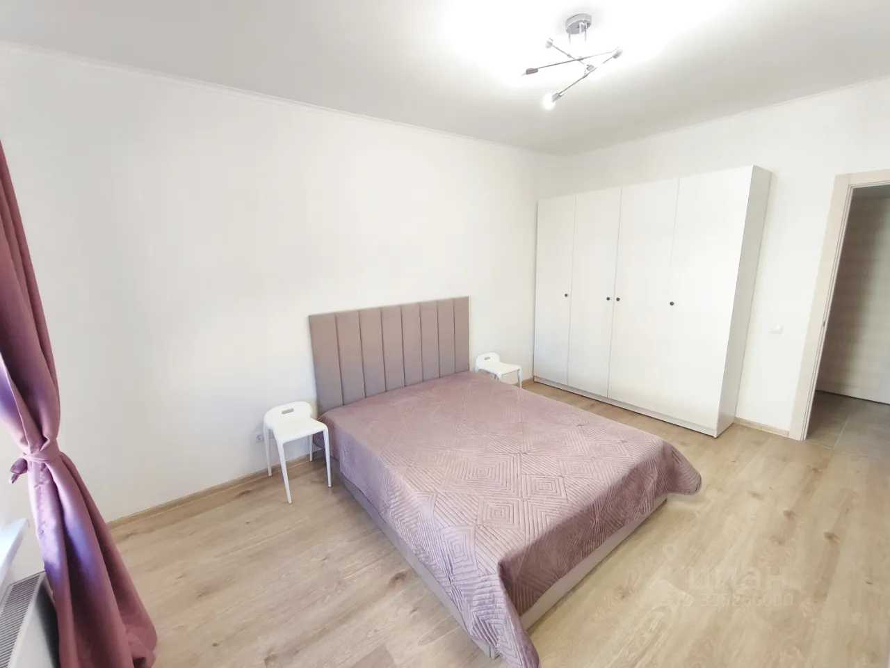2-комнатная квартира, 63 м² — фотография 3