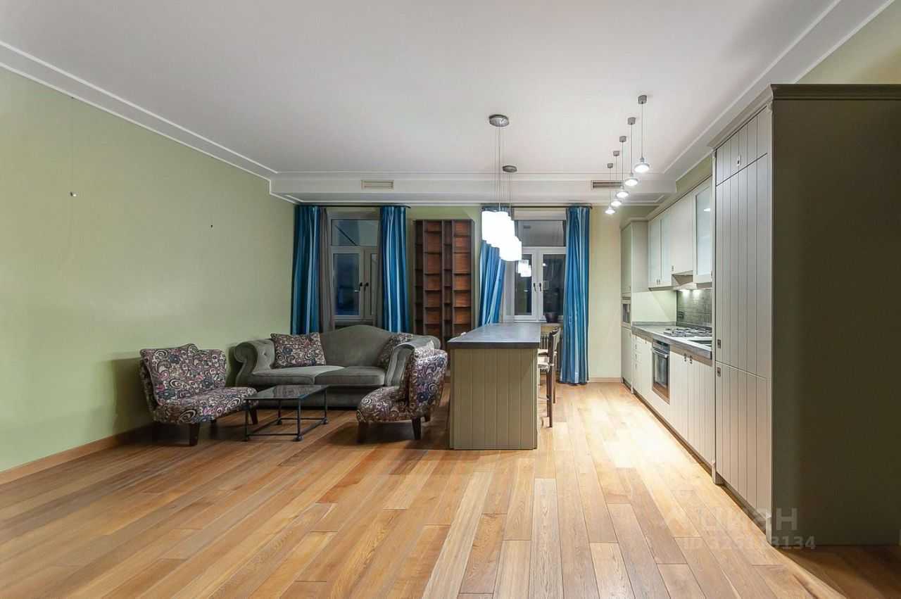 4-комнатная квартира, 110 м² — фотография 3