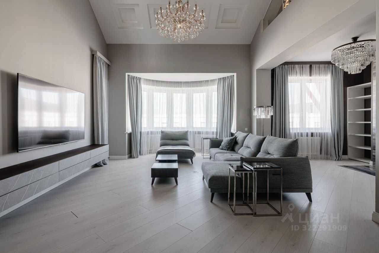 5-комнатная квартира, 221 м²