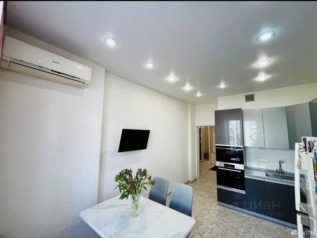 3-комнатная квартира, 132 м² — фотография 2