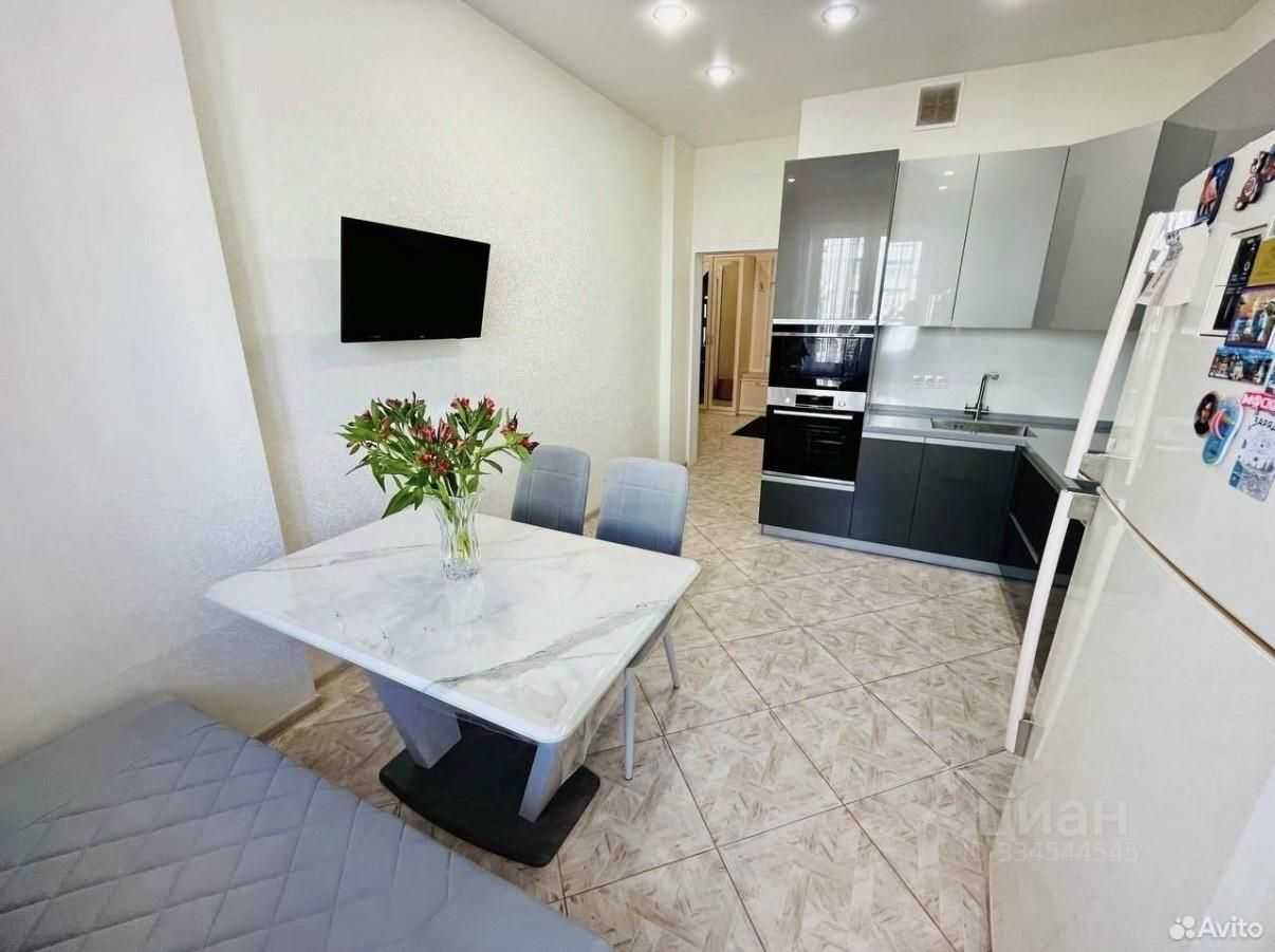 3-комнатная квартира, 132 м² — фотография 3