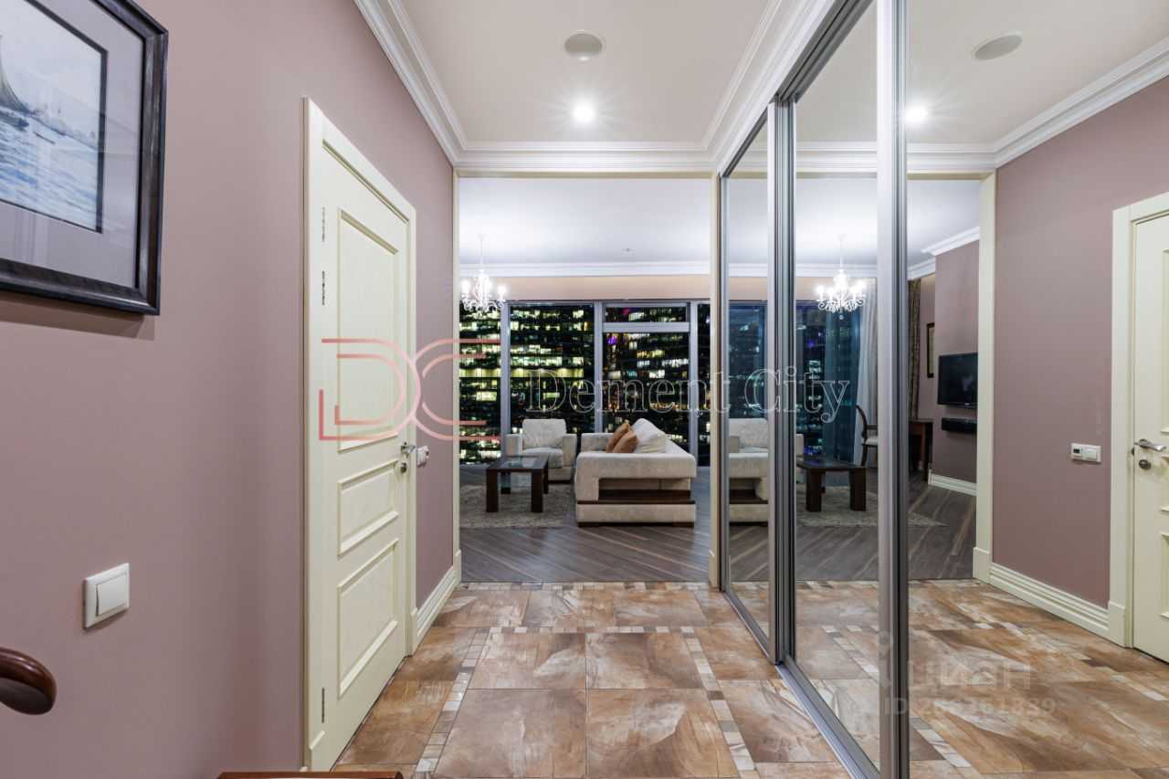 2-комнатная квартира, 108 м² — фотография 3