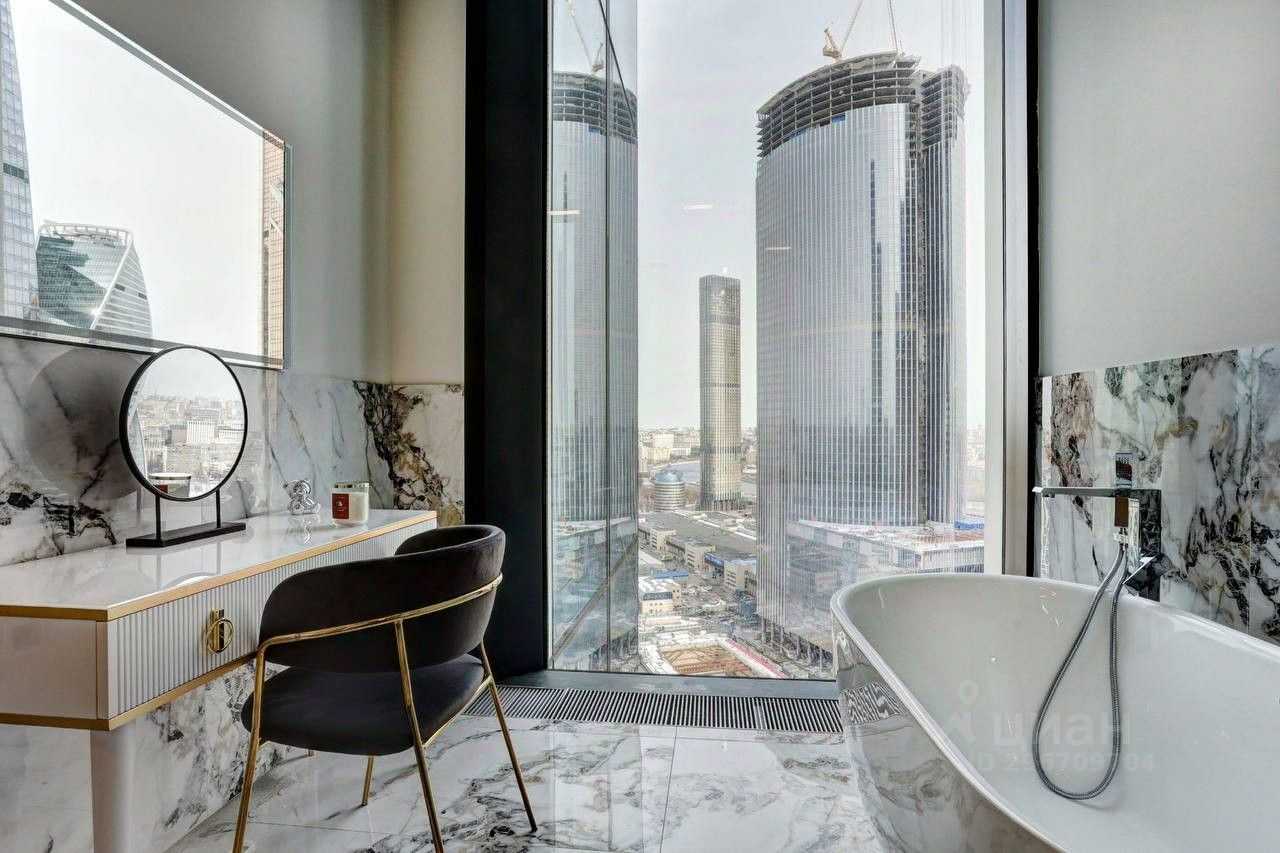 3-комнатная квартира, 195 м² — фотография 2