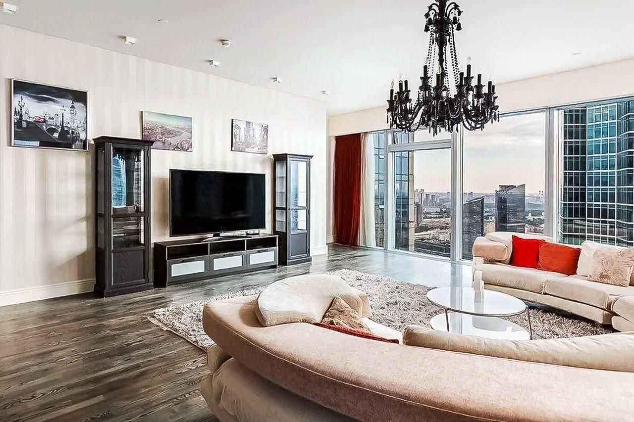 3-комнатная квартира, 240 м²