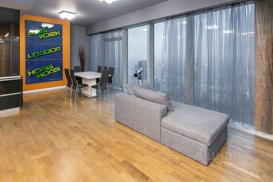 2-комнатная квартира, 94 м² — фотография 2