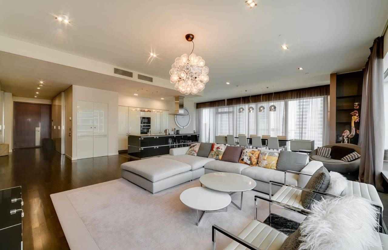 3-комнатная квартира, 198 м²