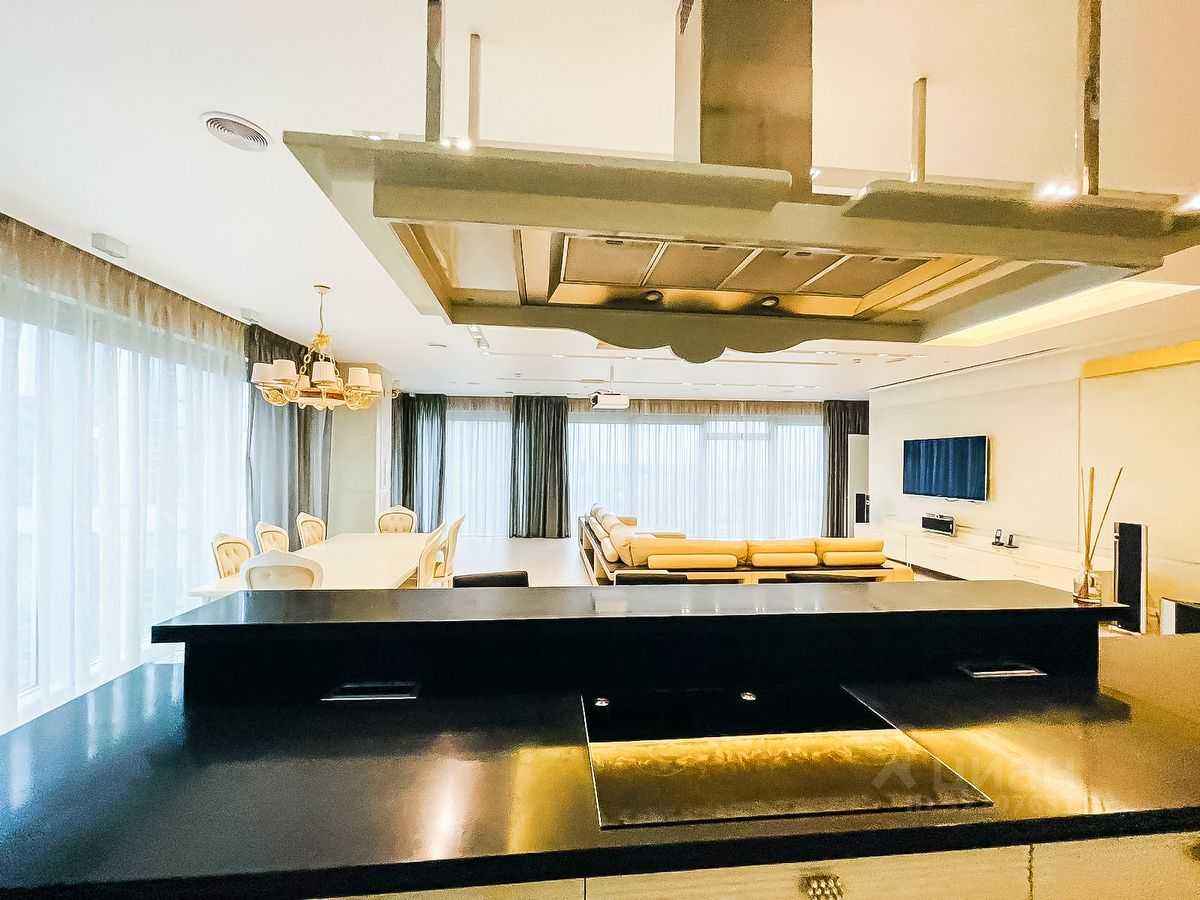 3-комнатная квартира, 223 м² — фотография 3