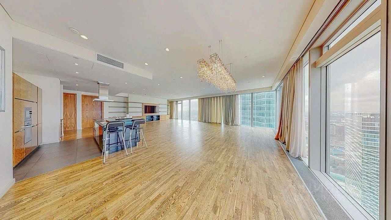 4-комнатная квартира, 220 м² — фотография 3