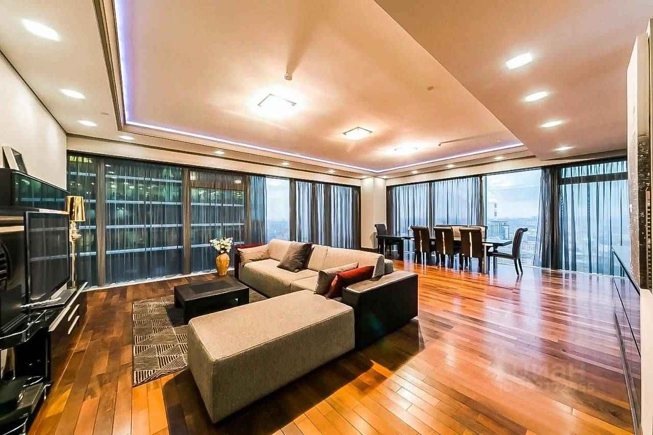 4-комнатная квартира, 185 м²