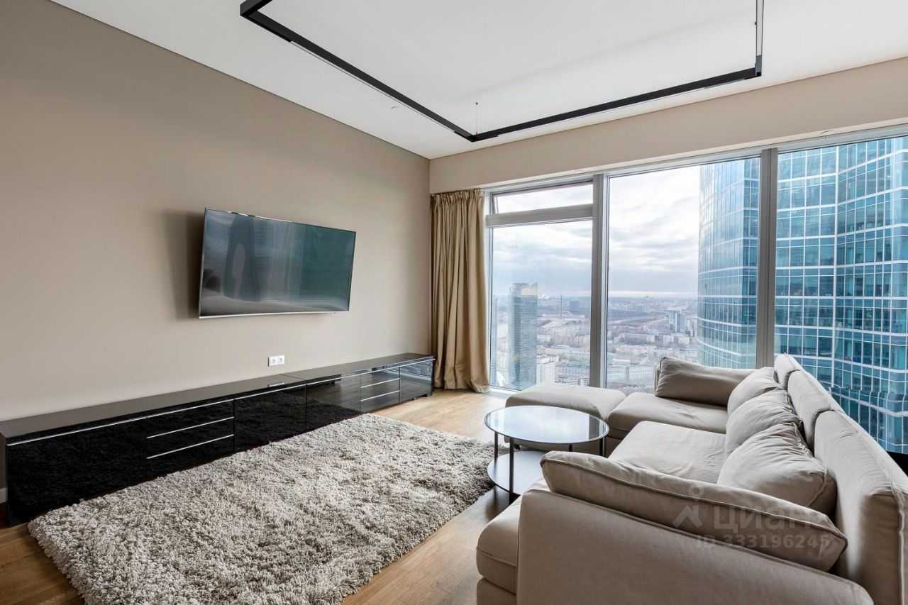 1-комнатная квартира, 67 м² — фотография 3