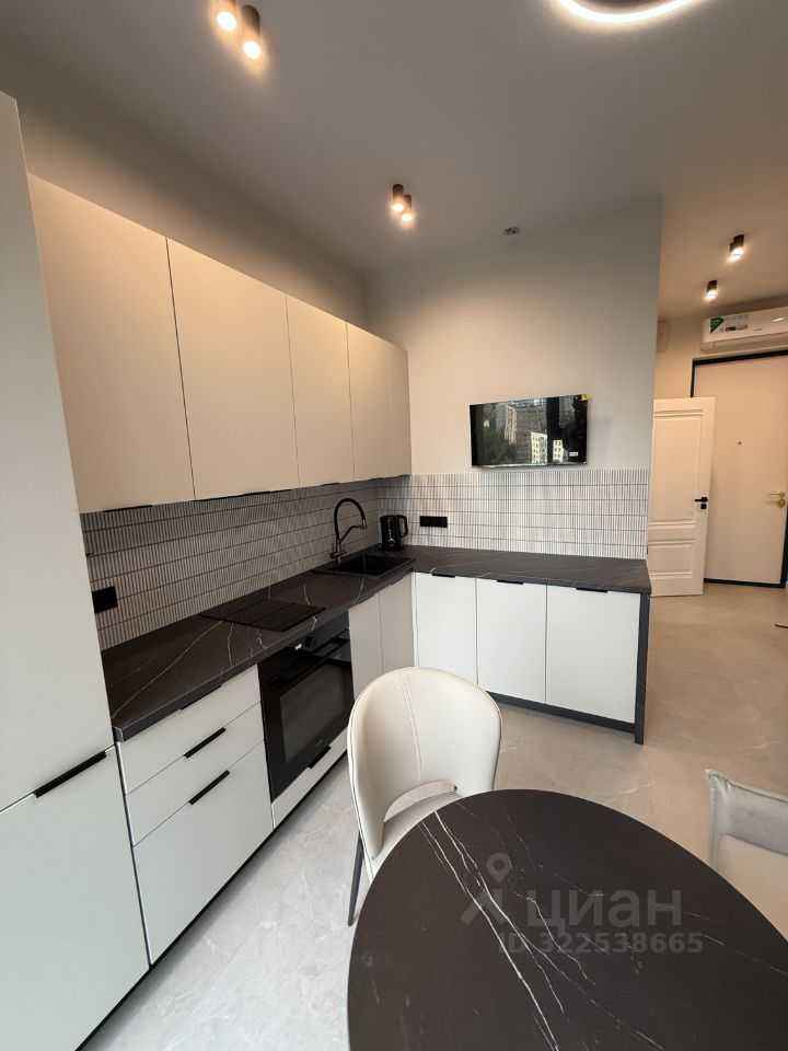 1-комнатная квартира, 37 м² — фотография 2
