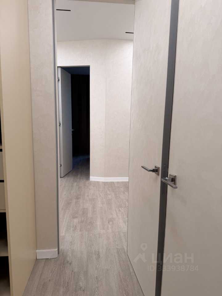 2-комнатная квартира, 58 м² — фотография 2