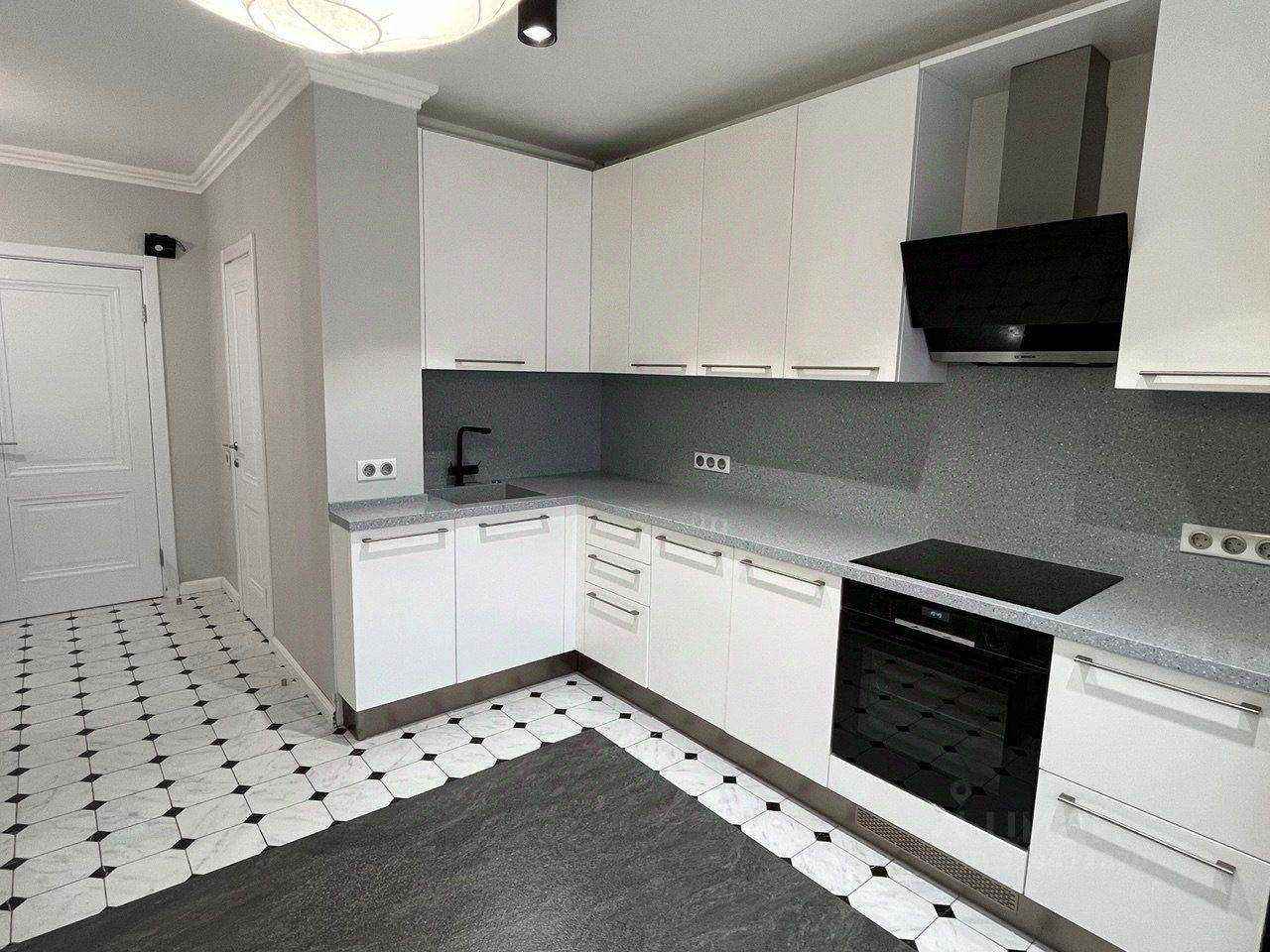 4-комнатная квартира, 105 м²