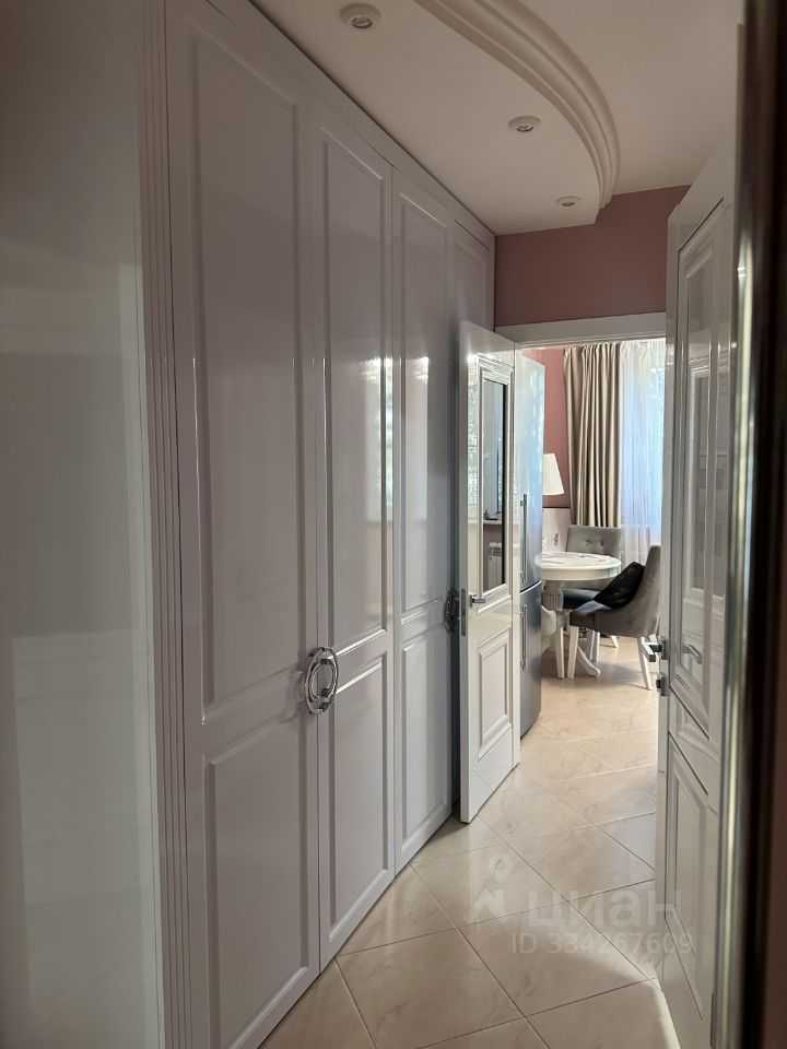 2-комнатная квартира, 56 м² — фотография 2