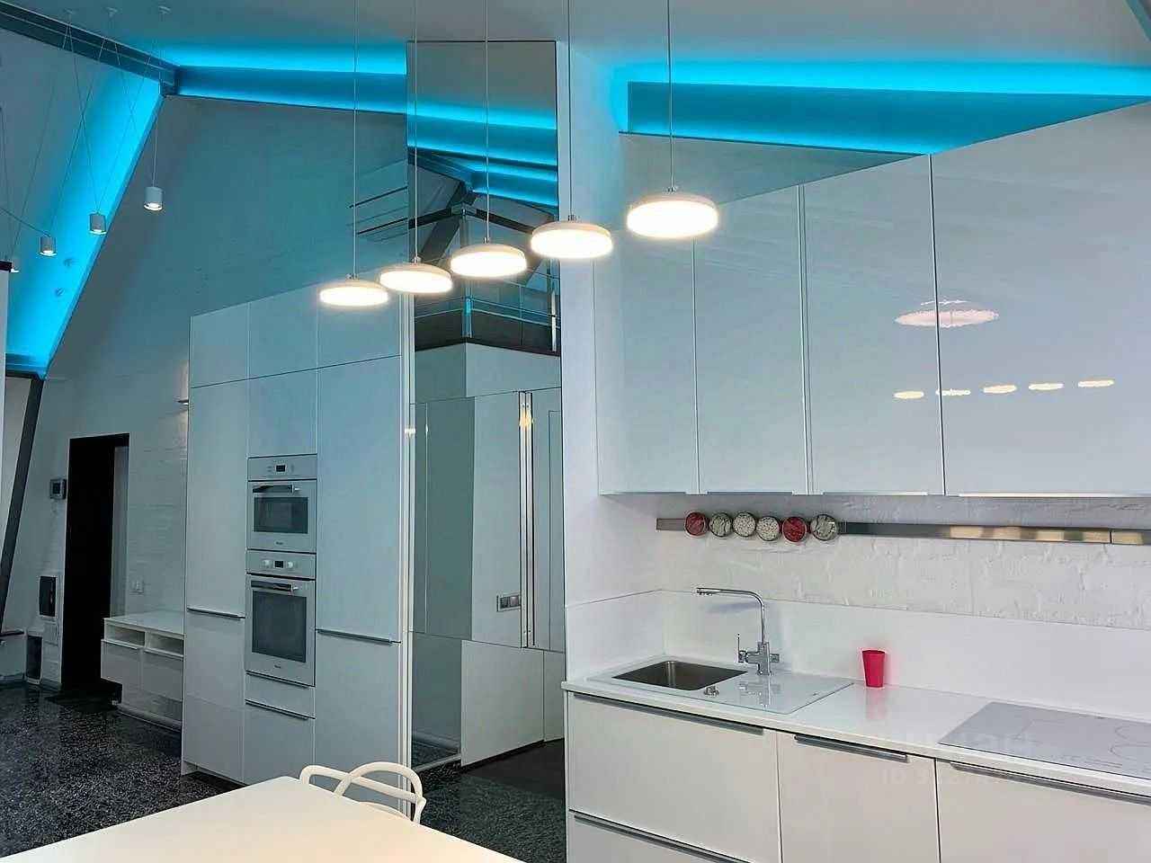 2-комнатная квартира, 90 м²