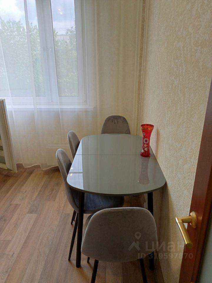 2-комнатная квартира, 55 м² — фотография 3