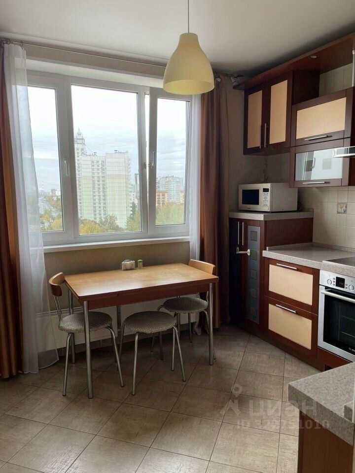2-комнатная квартира, 60 м²