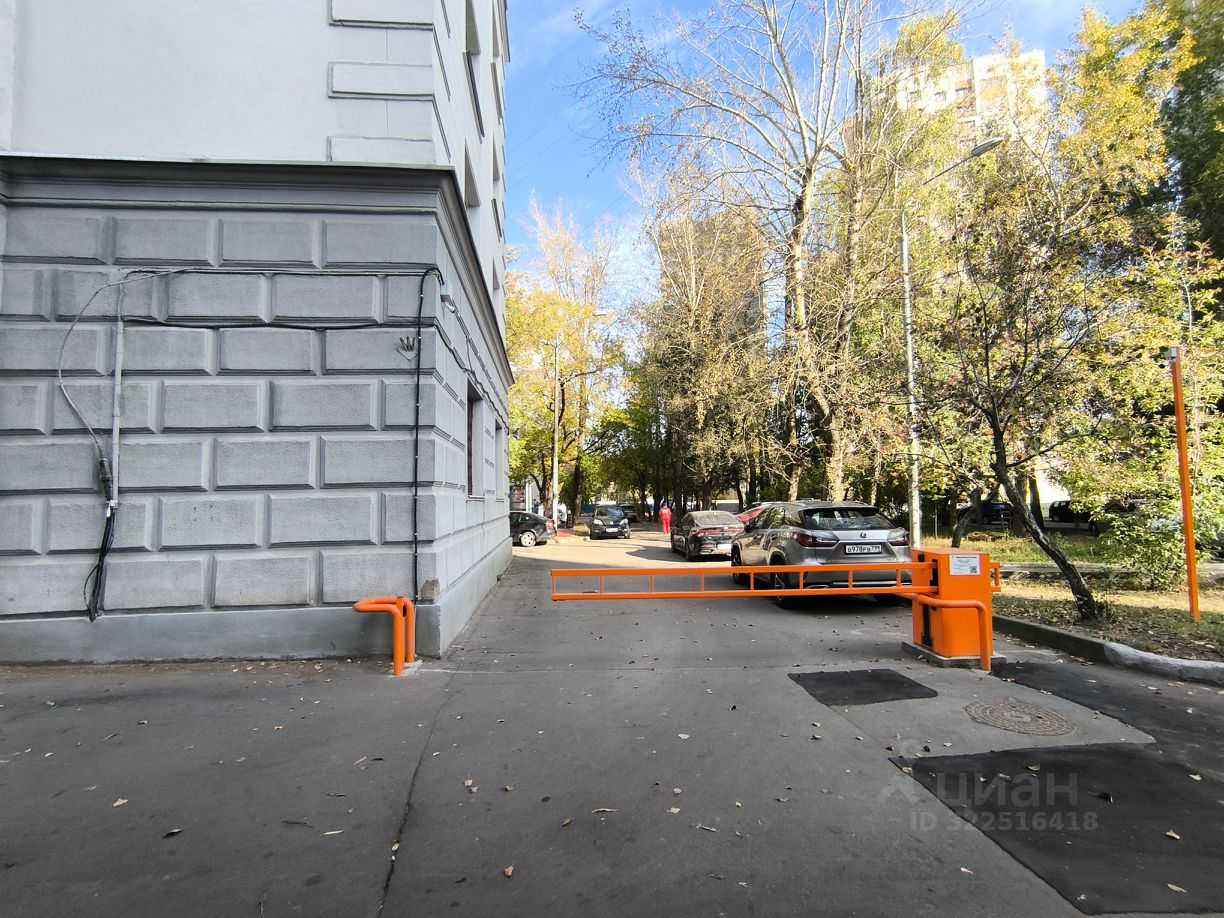 4-комнатная квартира, 104 м² — фотография 2