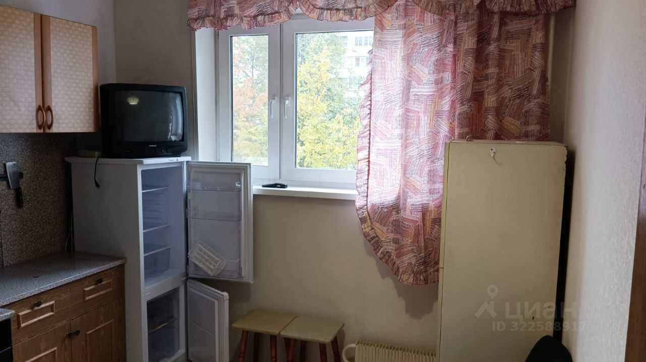 2-комнатная квартира, 63 м² — фотография 3