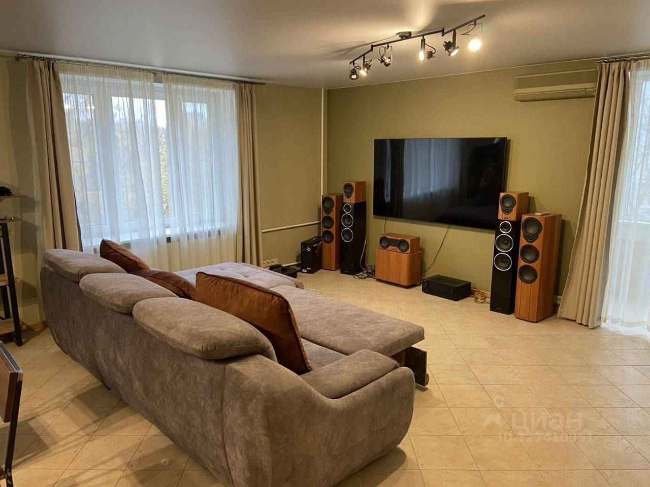 2-комнатная квартира, 90 м²