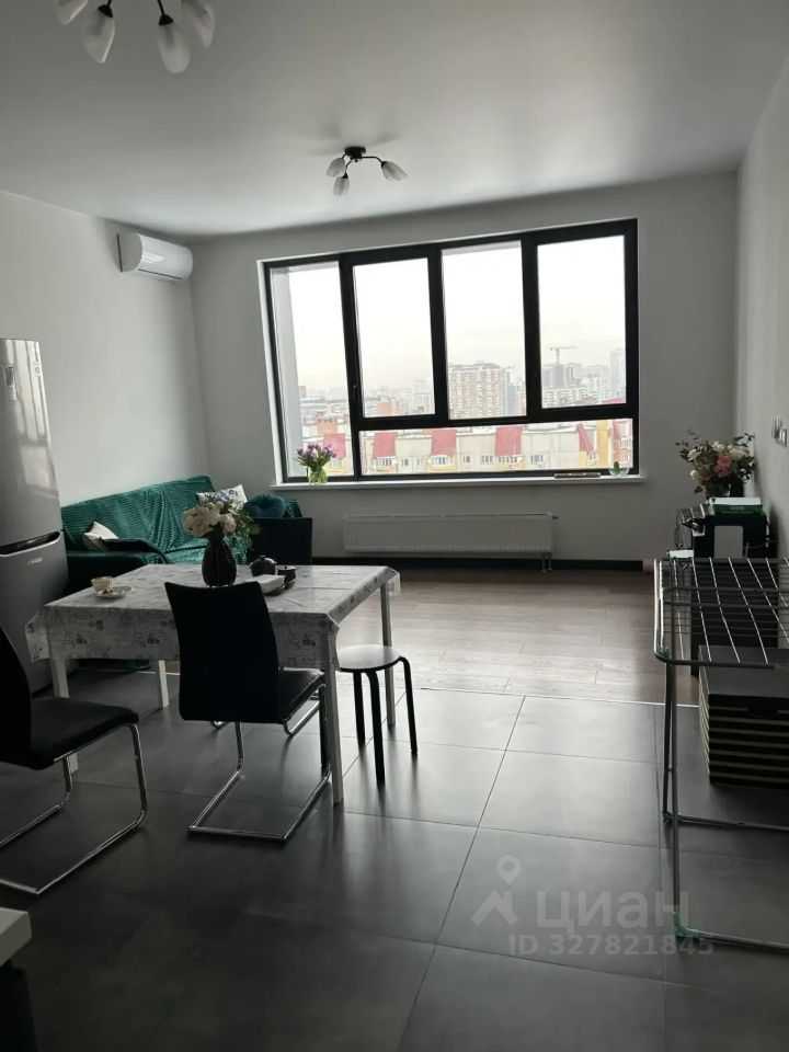 2-комнатная квартира, 87 м² — фотография 3