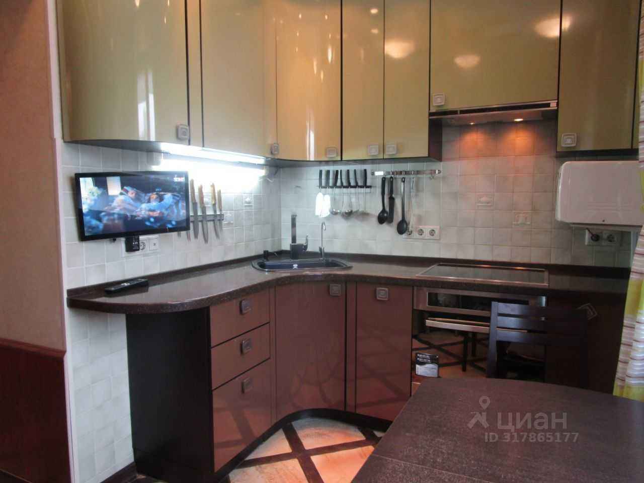 3-комнатная квартира, 65 м² — фотография 2