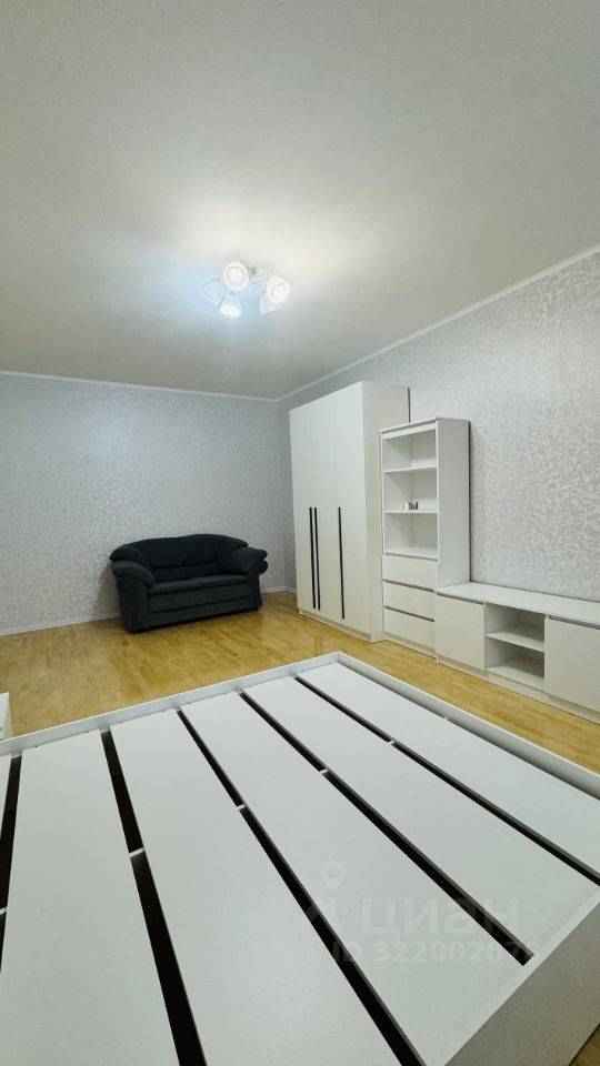 1-комнатная квартира, 42 м² — фотография 3