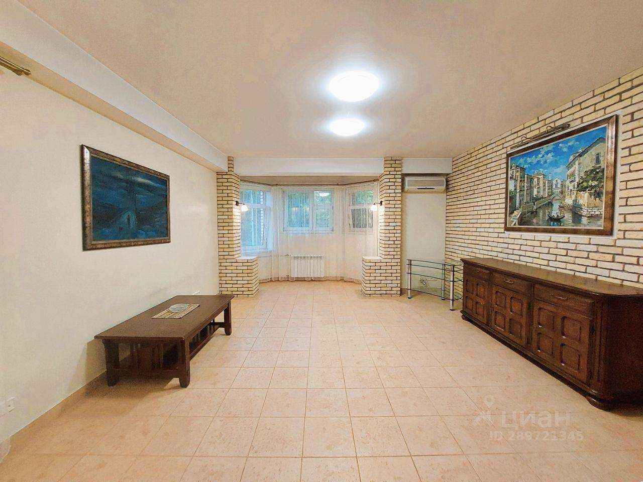 4-комнатная квартира, 160 м² — фотография 2