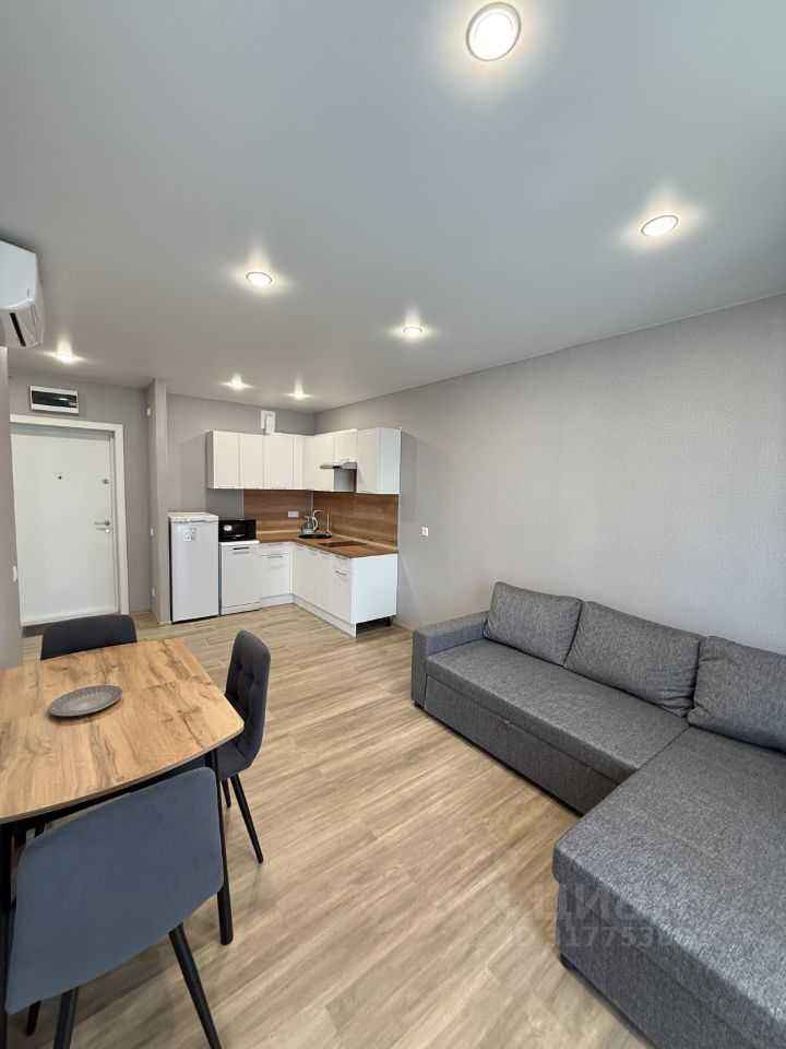 1-комнатная квартира, 35 м² — фотография 2