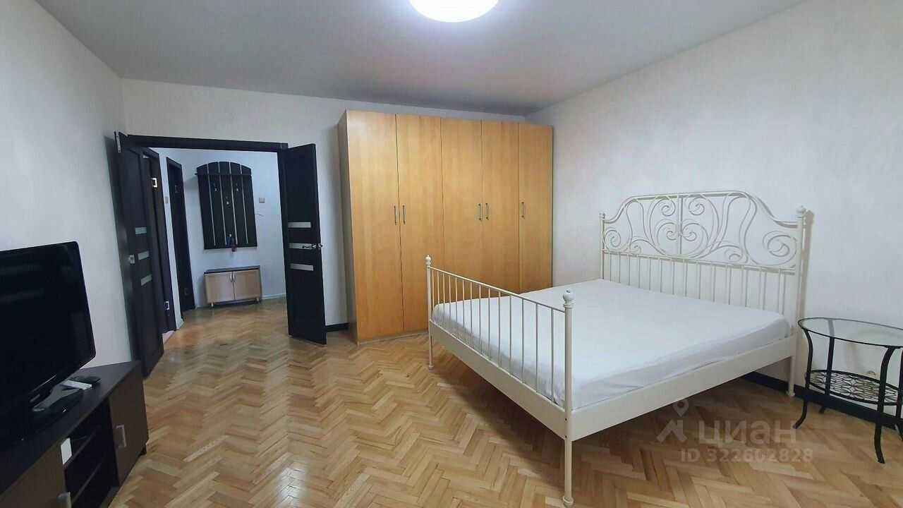 1-комнатная квартира, 42 м² — фотография 3
