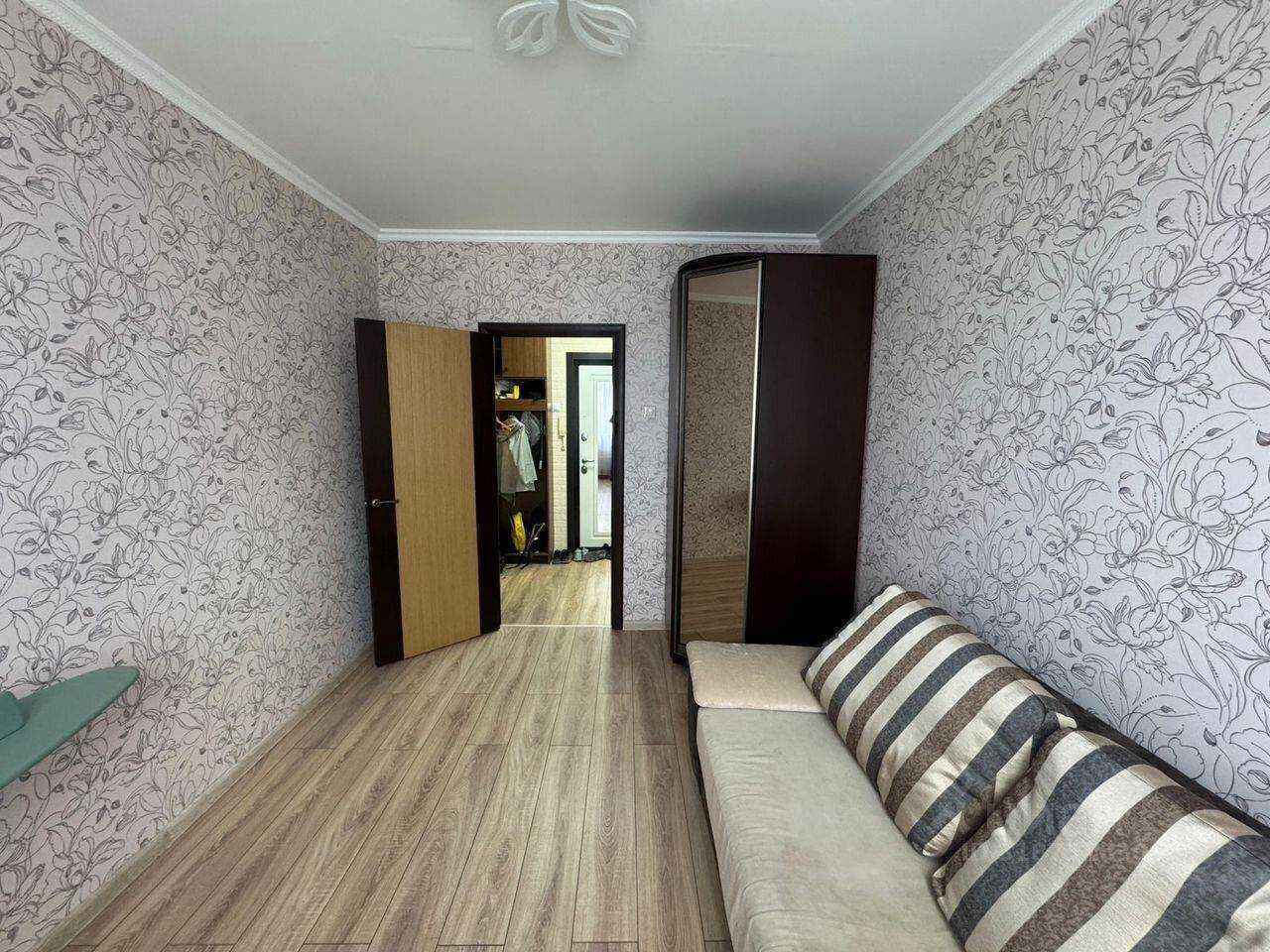 2-комнатная квартира, 58 м² — фотография 3