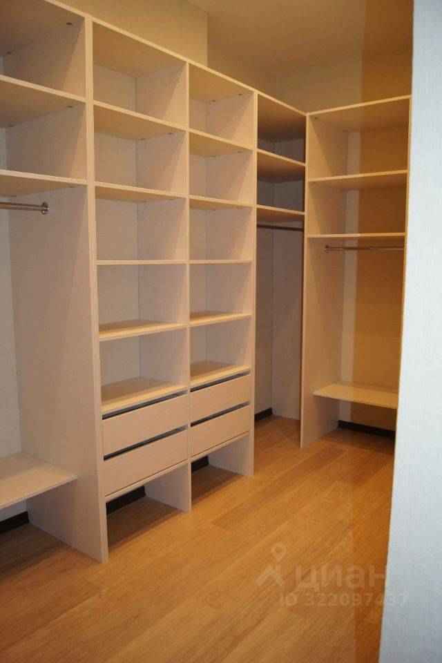 4-комнатная квартира, 160 м² — фотография 3