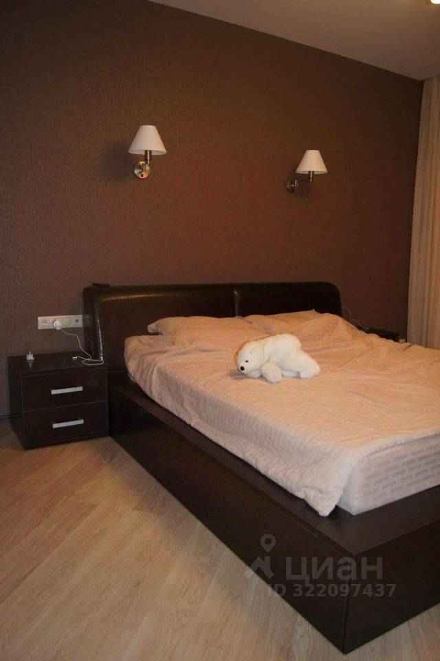 4-комнатная квартира, 160 м² — фотография 2