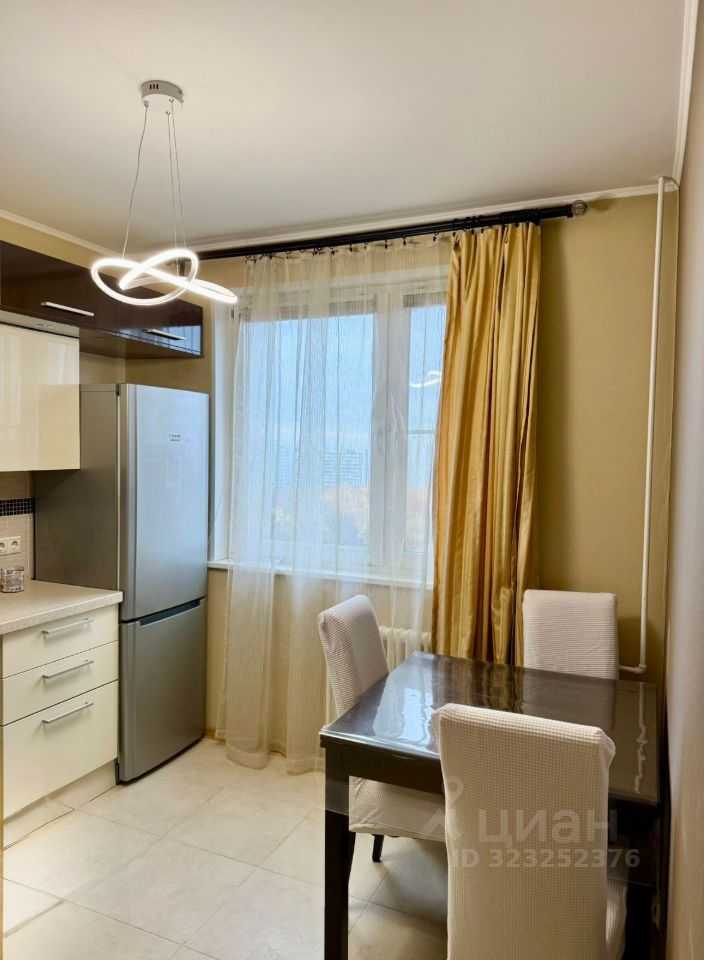 2-комнатная квартира, 53 м² — фотография 2