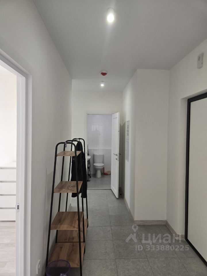 2-комнатная квартира, 57 м² — фотография 2