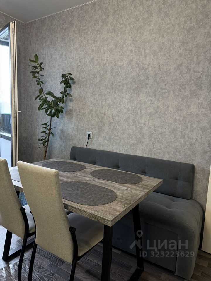 1-комнатная квартира, 38 м² — фотография 2