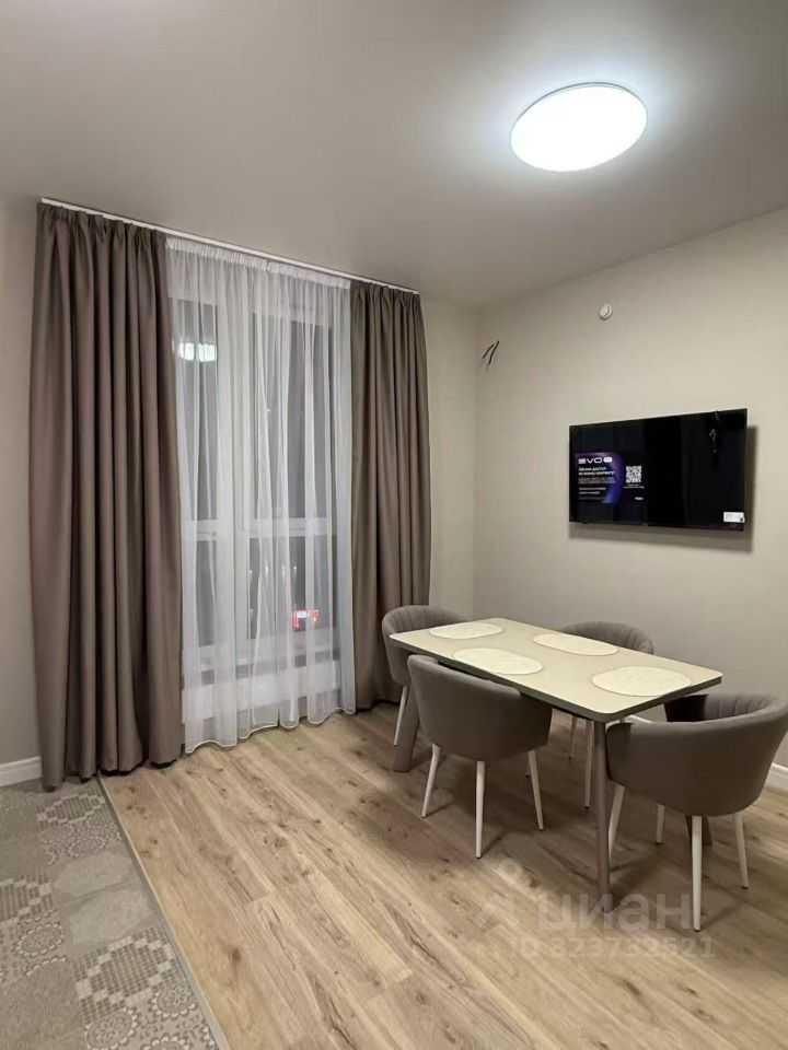 4-комнатная квартира, 72,1 м² — фотография 3