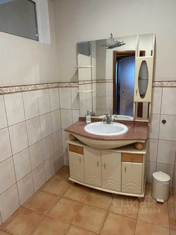 4-комнатная квартира, 126 м² — фотография 3