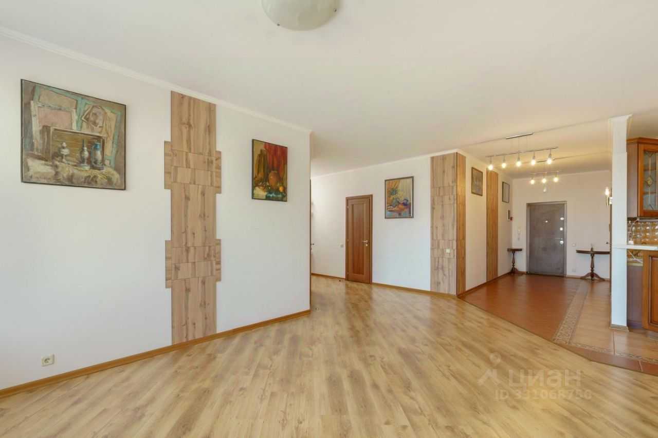 3-комнатная квартира, 107 м² — фотография 2
