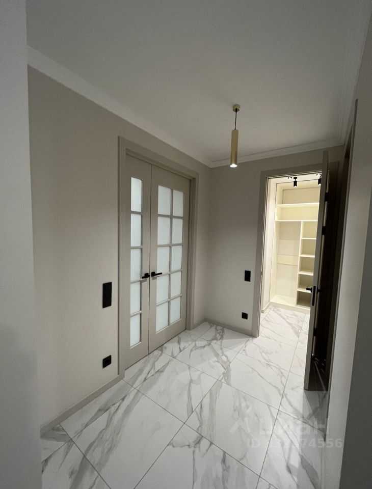 1-комнатная квартира, 63 м²