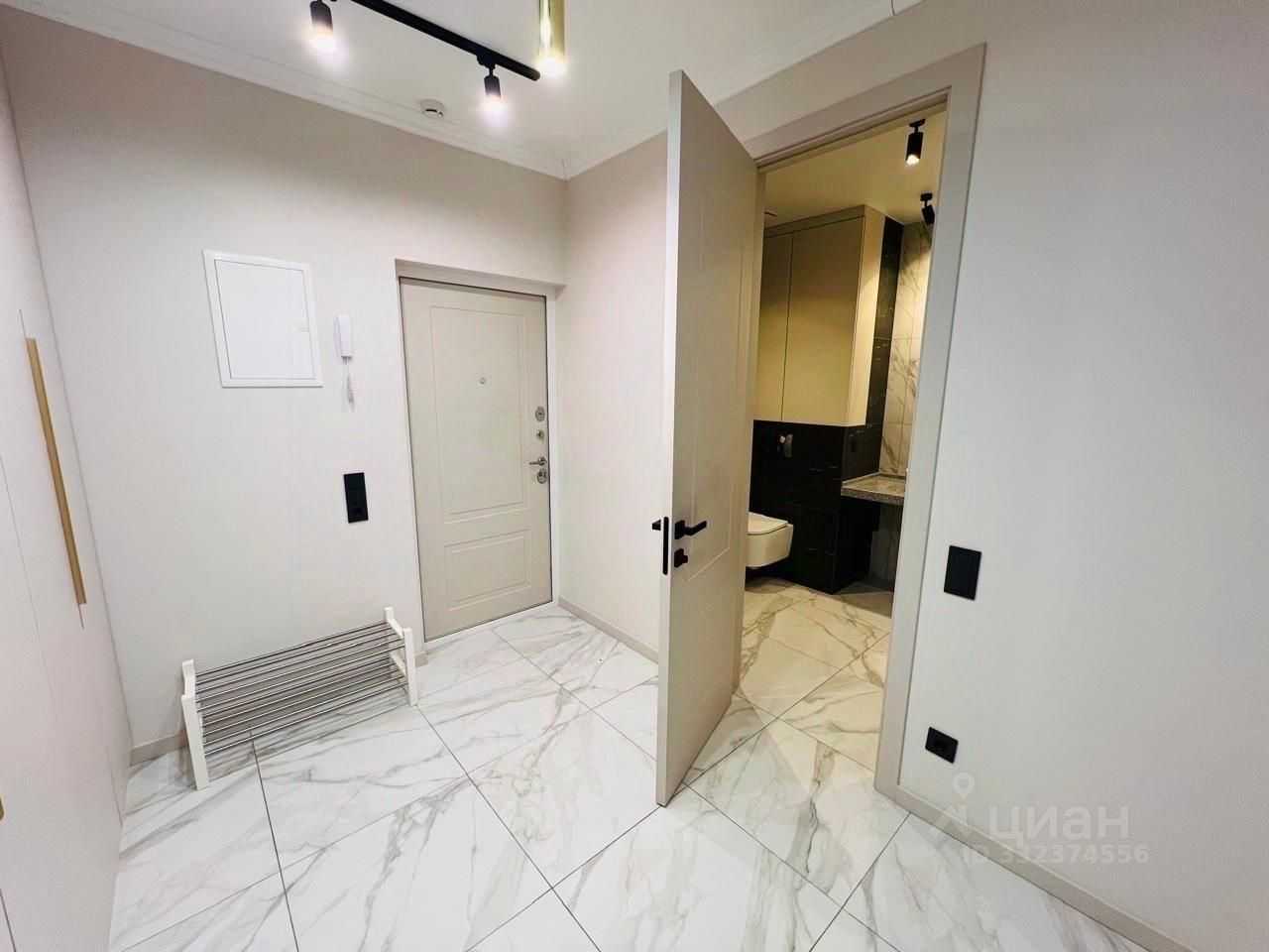 1-комнатная квартира, 63 м² — фотография 2