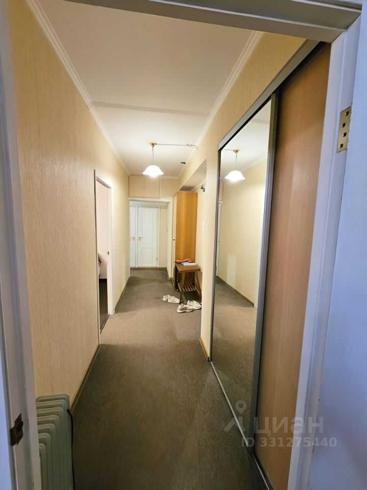 2-комнатная квартира, 56 м² — фотография 2