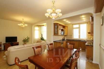 4-комнатная квартира, 160 м² — фотография 2