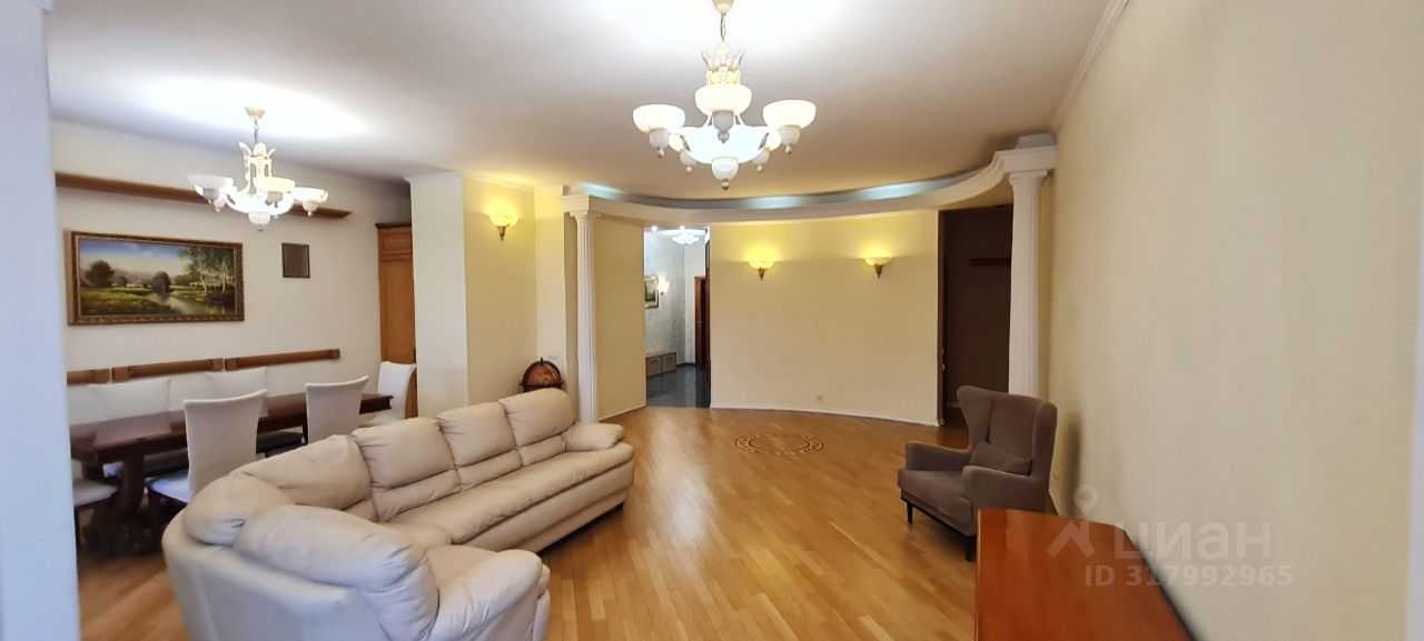 4-комнатная квартира, 160 м² — фотография 3