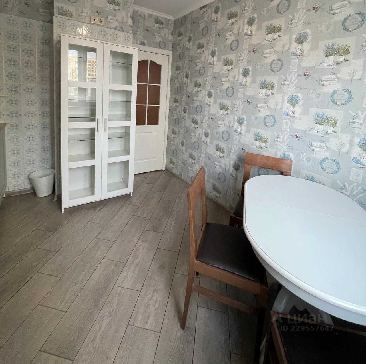 2-комнатная квартира, 65 м² — фотография 2