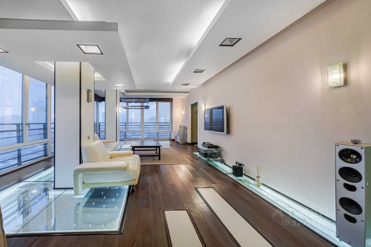 4-комнатная квартира, 156 м² — фотография 3