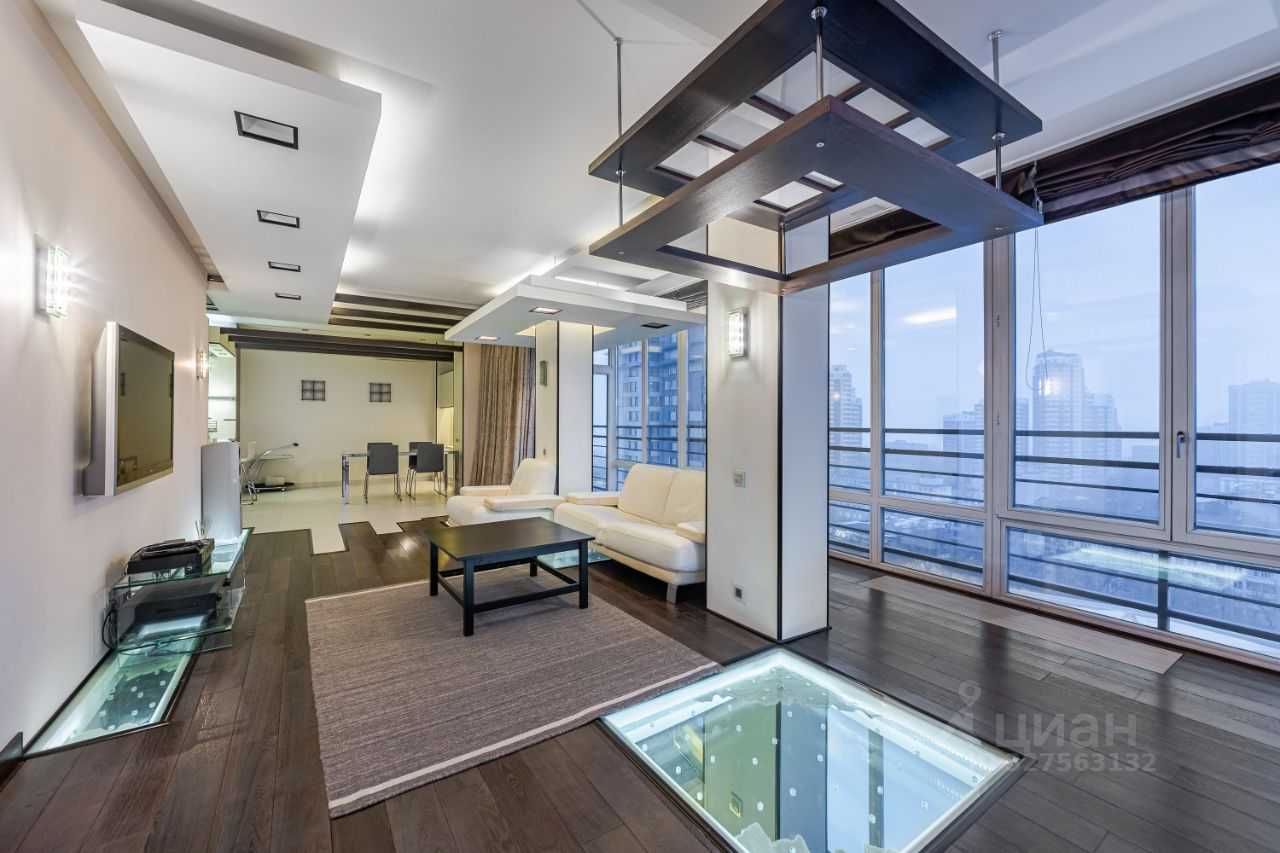 4-комнатная квартира, 156 м² — фотография 2
