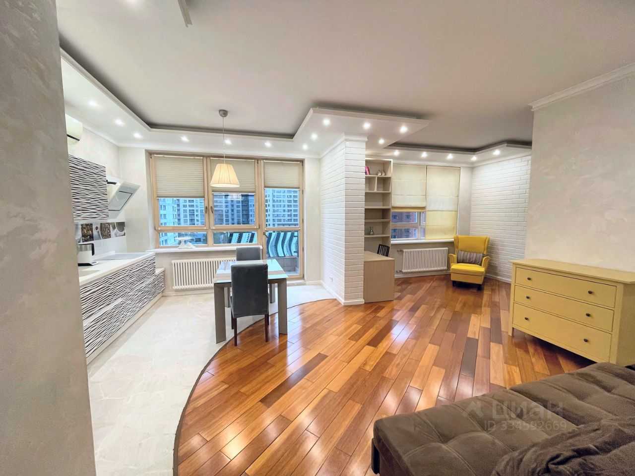 1-комнатная квартира, 54,6 м² — фотография 2