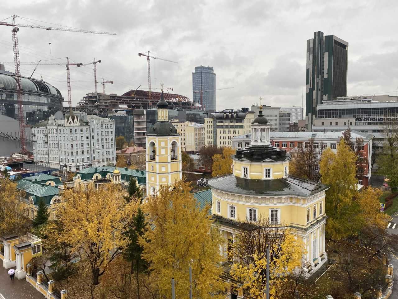 4-комнатная квартира, 185 м²